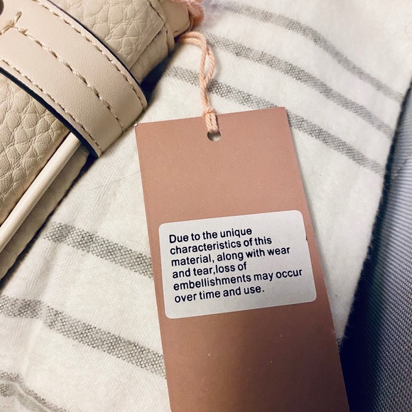 Fiorelli Anna Crossbody Bag (off white) NWT - Picture 4 of 7